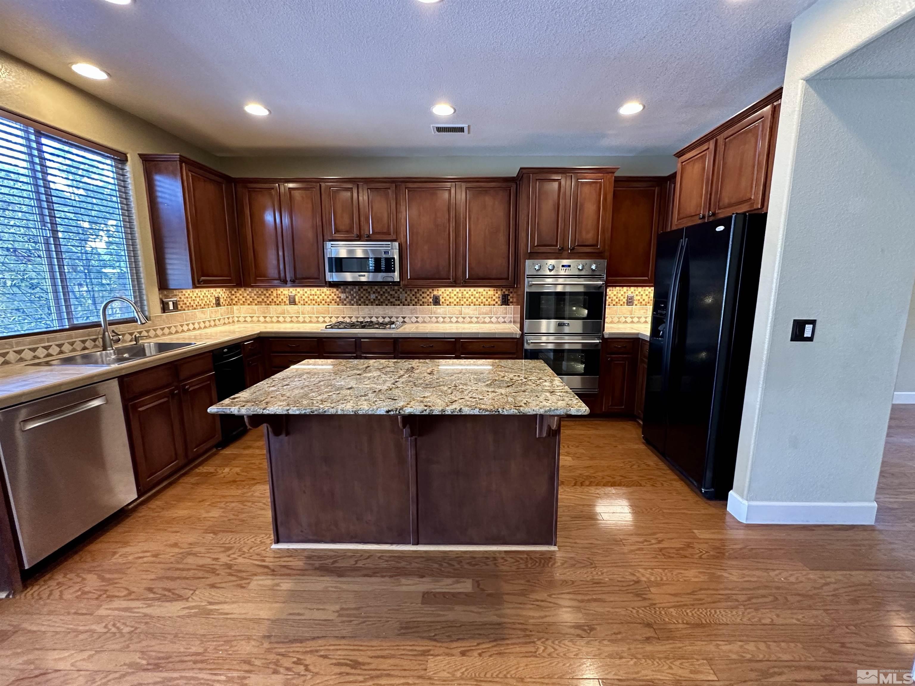 11175 Messina Way Reno, NV 89521 - Photo 6 of 37 Photo 6