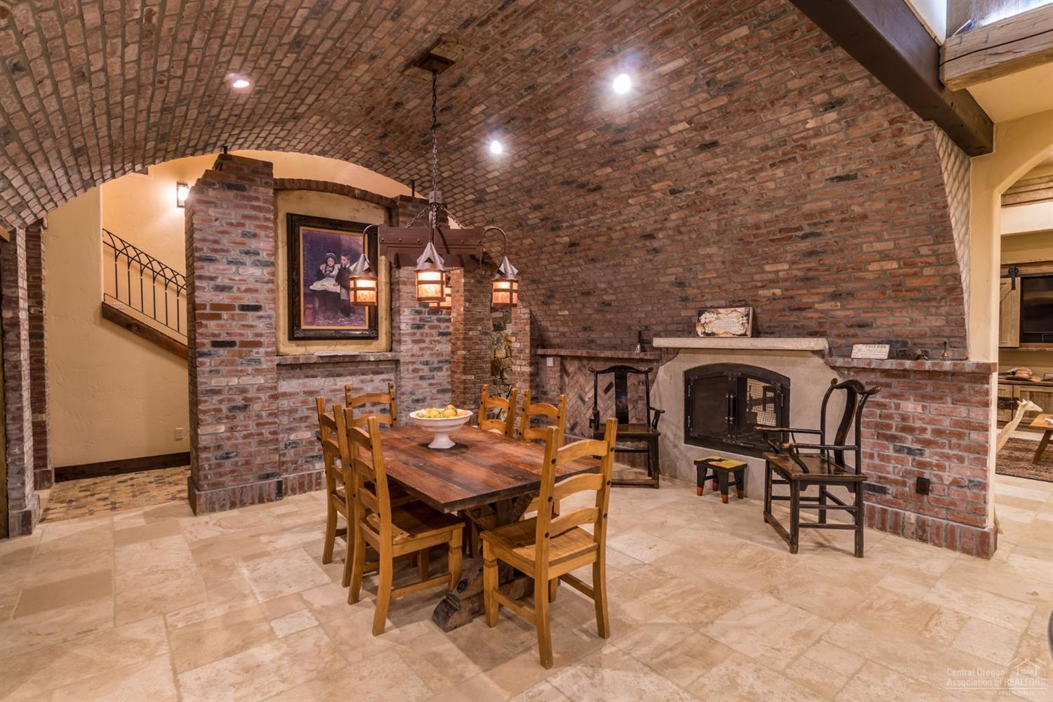 19085 Pinehurst Road Bend, OR 97703 - Photo 20 of 22 Additional Photo