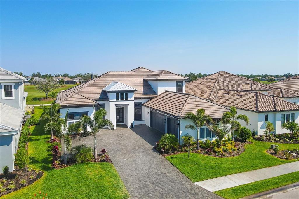 15013 Montello Way Bradenton, FL 34211 - Photo 7 of 100