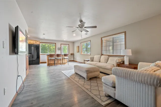 $234,900 | 405 Ellis Street, Kewaunee, WI 54216