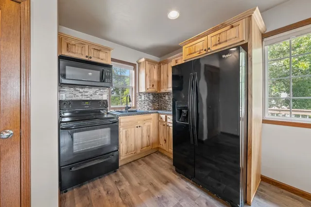 $234,900 | 405 Ellis Street, Kewaunee, WI 54216