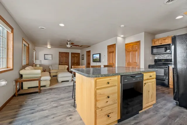 $234,900 | 405 Ellis Street, Kewaunee, WI 54216