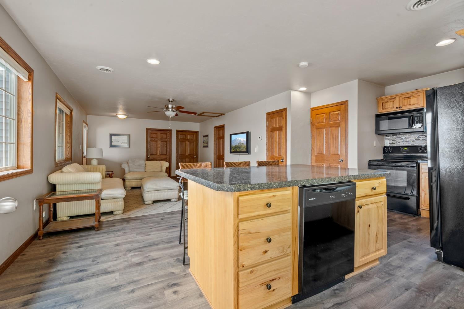 405 Ellis Street Kewaunee, WI 54216 - Photo 26 of 42