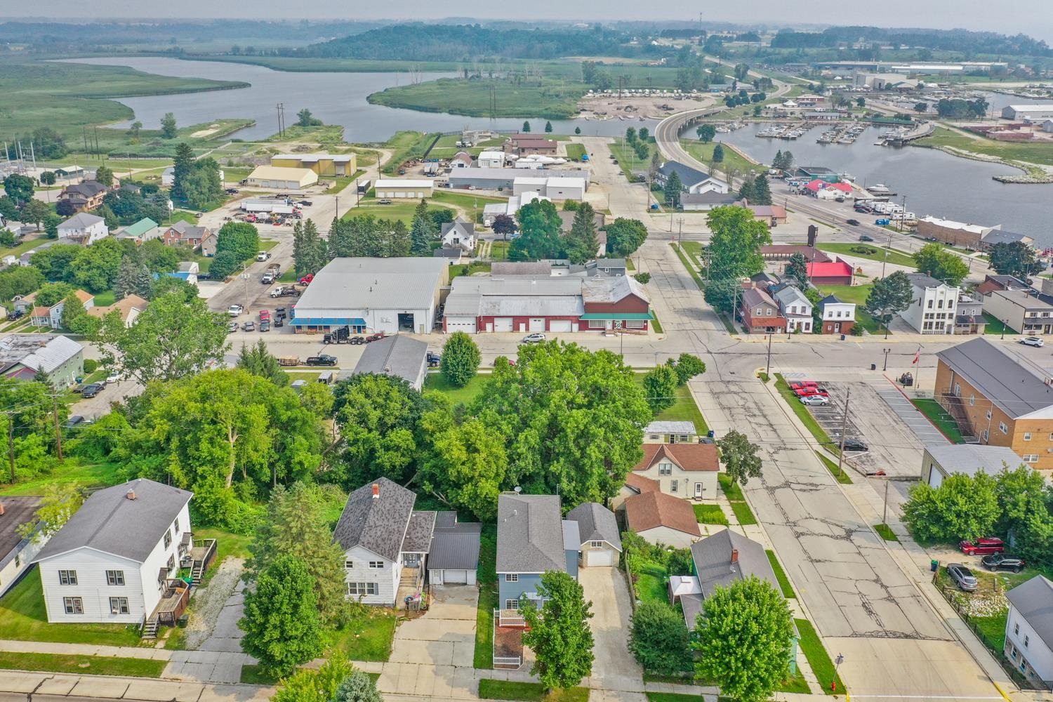 405 Ellis Street Kewaunee, WI 54216 - Photo 39 of 42