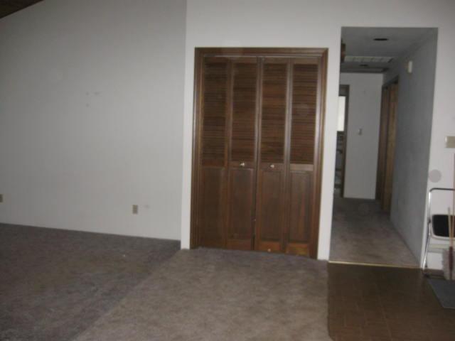 1310 Powell Creek Road Williams, OR 97544 - Photo 16 of 18 View from Dining area down hallway