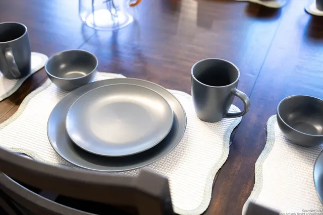 $4,200 | 9811 Magnolia, San Antonio, TX 78251