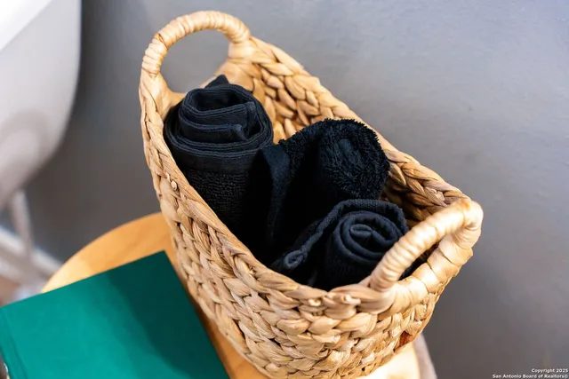 $4,200 | 9811 Magnolia, San Antonio, TX 78251