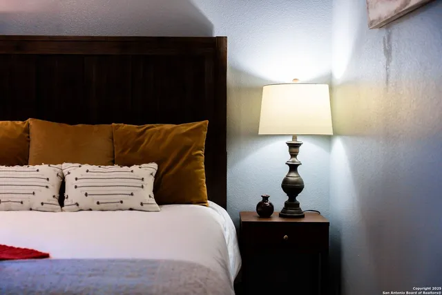 $4,200 | 9811 Magnolia, San Antonio, TX 78251