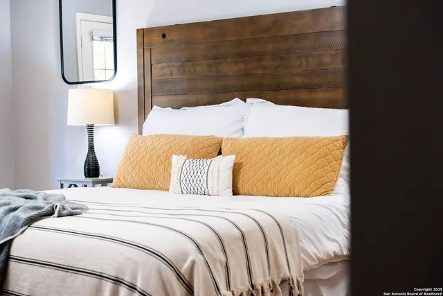 $4,200 | 9811 Magnolia, San Antonio, TX 78251