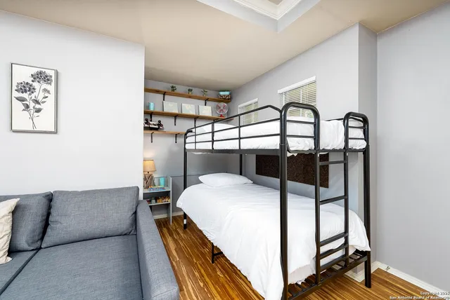 $4,200 | 9811 Magnolia, San Antonio, TX 78251