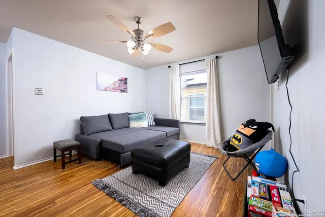 $4,200 | 9811 Magnolia, San Antonio, TX 78251