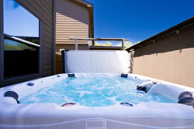 $4,200 | 9811 Magnolia, San Antonio, TX 78251