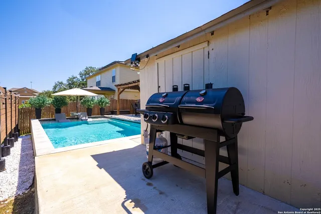 $4,200 | 9811 Magnolia, San Antonio, TX 78251