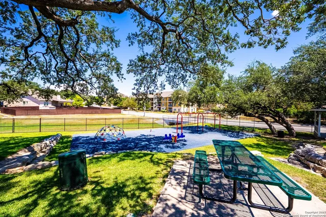 $4,200 | 9811 Magnolia, San Antonio, TX 78251