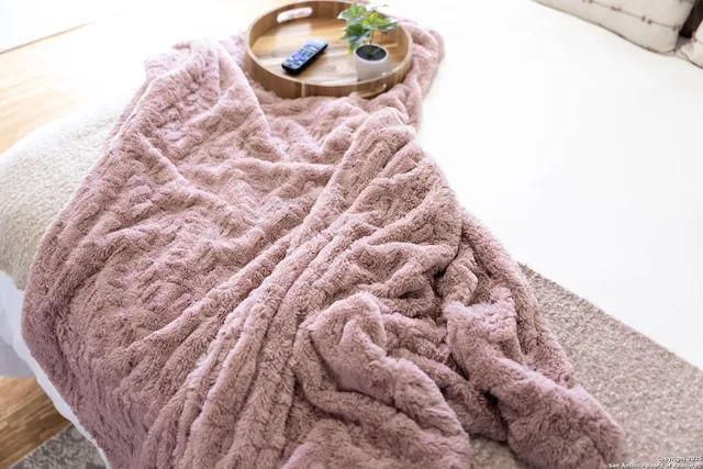 $4,200 | 9811 Magnolia, San Antonio, TX 78251