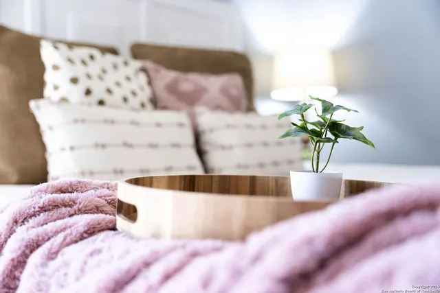 $4,200 | 9811 Magnolia, San Antonio, TX 78251