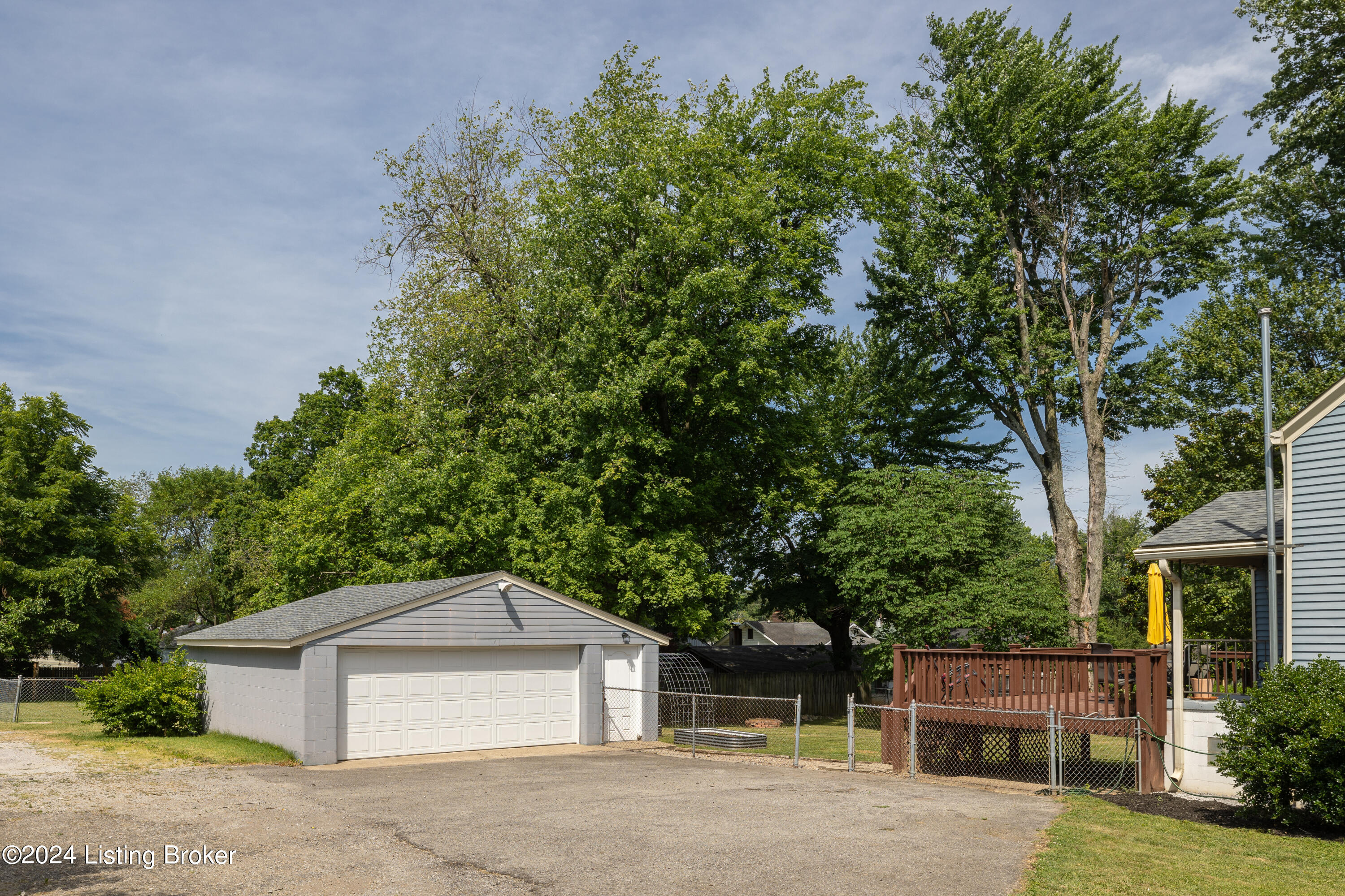 3504 Maple Road Louisville, KY 40299 - Photo 35 of 38 035 - 3504 Maple Rd