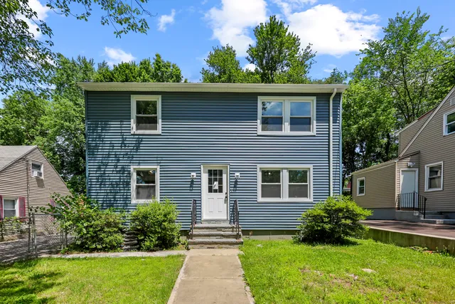 $285,000 | 50 Mansfield Street, Hartford, CT 06112