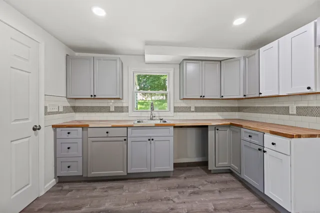 $285,000 | 50 Mansfield Street, Hartford, CT 06112