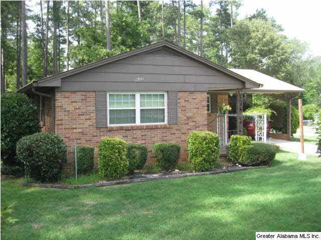 932 Barnisdale Road Birmingham, AL 35235 - Photo 3 of 31