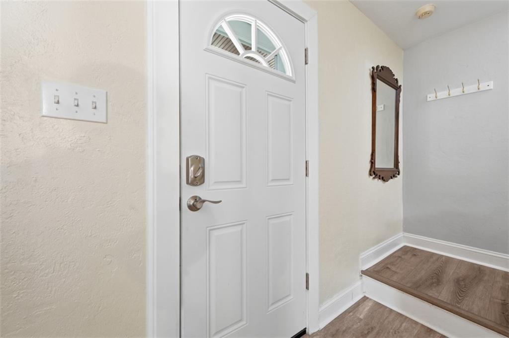 505 Morrow Avenue Carnegie, PA 15106 - Photo 6 of 50