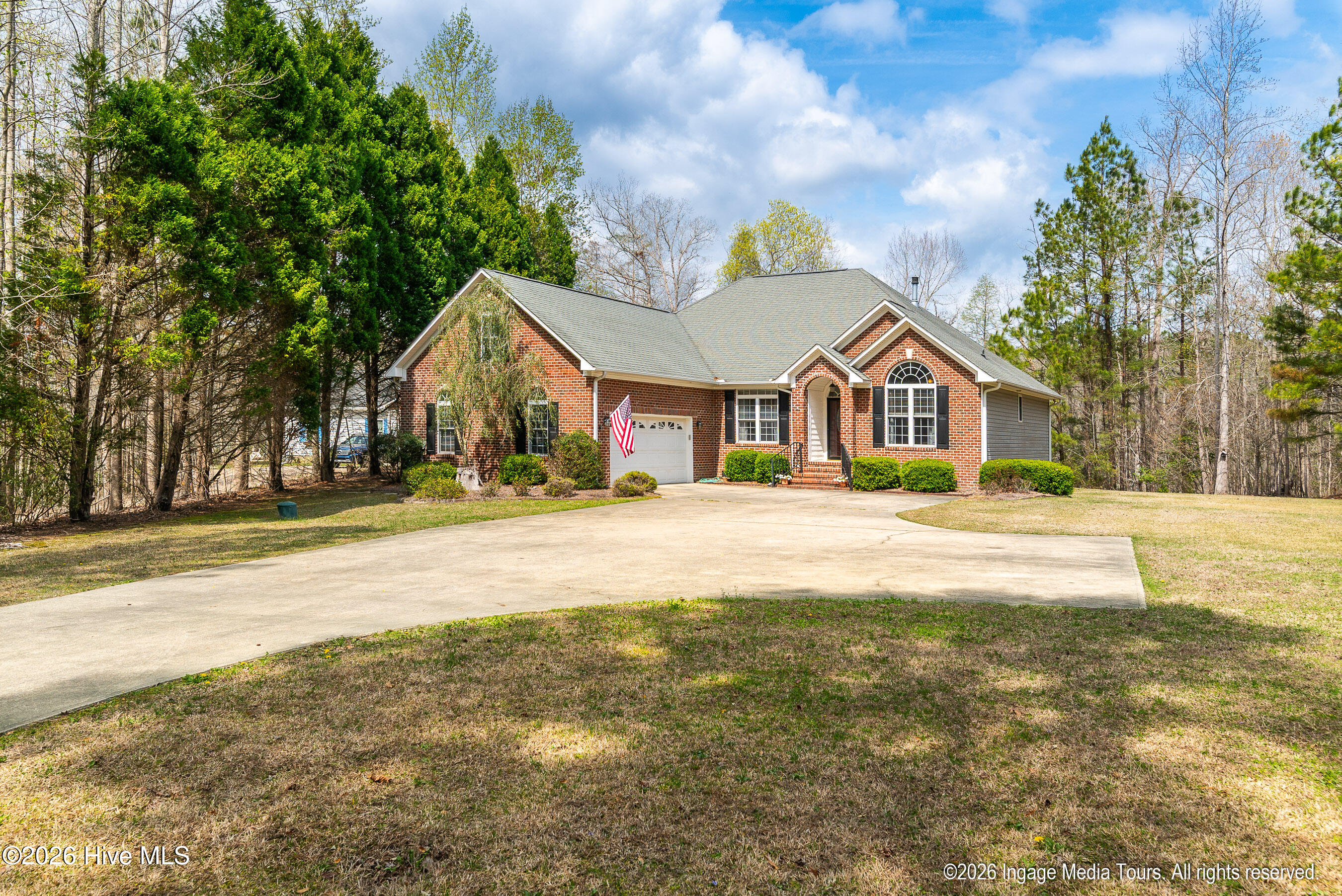 109 Deep Creek Road Chocowinity, NC 27817 - Photo 1 of 60 20260326 MLS L_Stancill 109 Deep Creek R