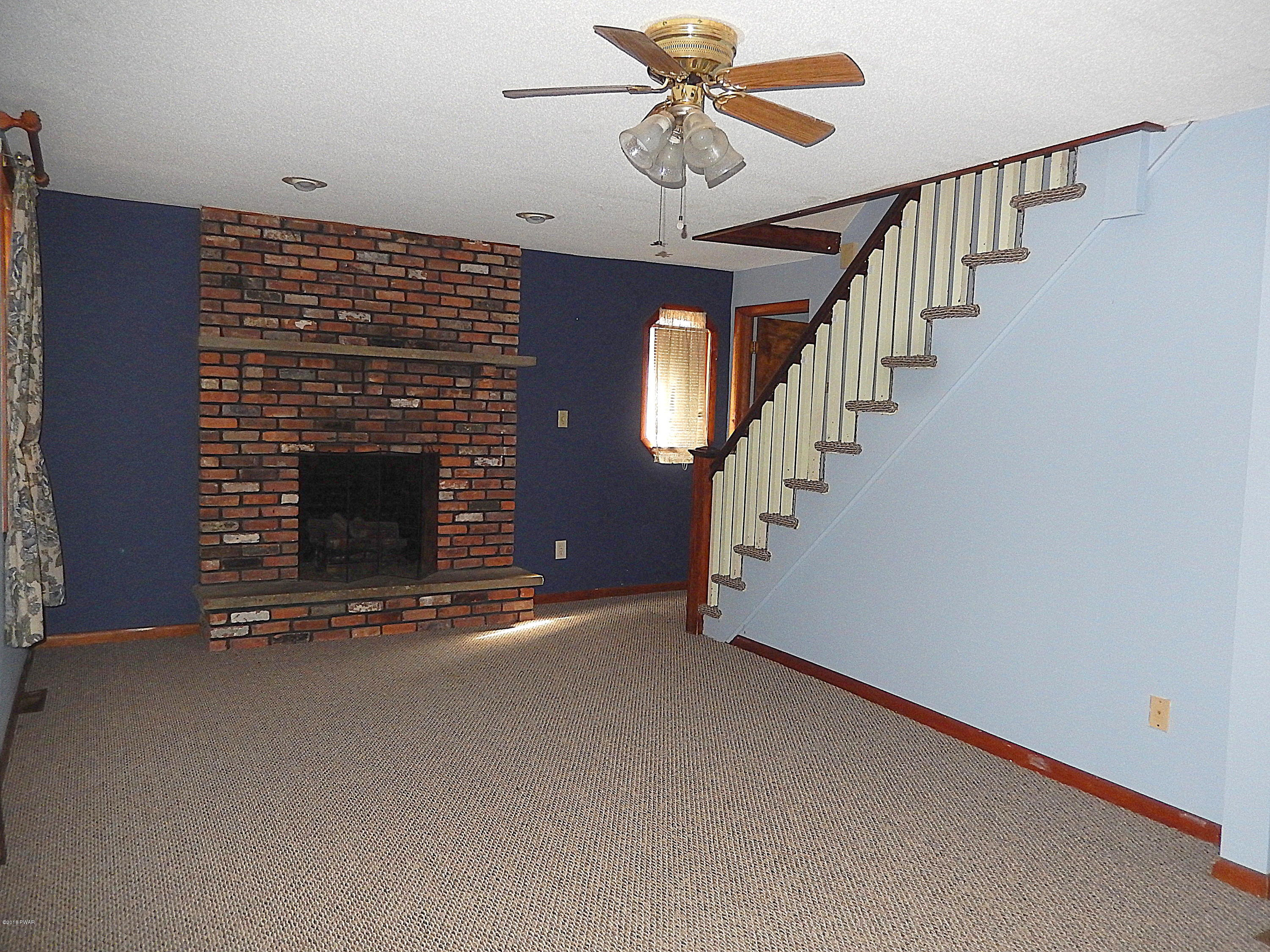 355 Ridge Avenue Hawley, PA 18428 - Photo 11 of 43 DSCN0998