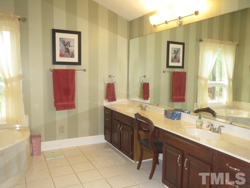12200 Old Creedmoor Road Raleigh, NC 27613 - Photo 14 of 25