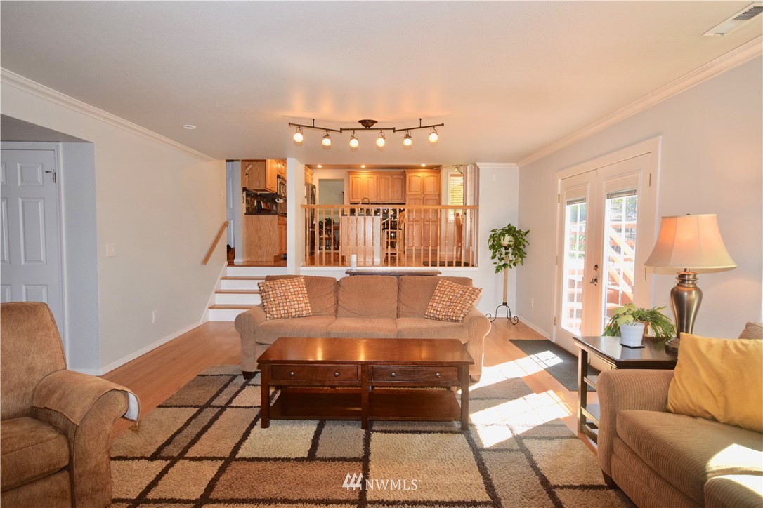 18225 154th Place Southeast Renton, WA 98058 - Photo 14 of 40 Gallery Image 14