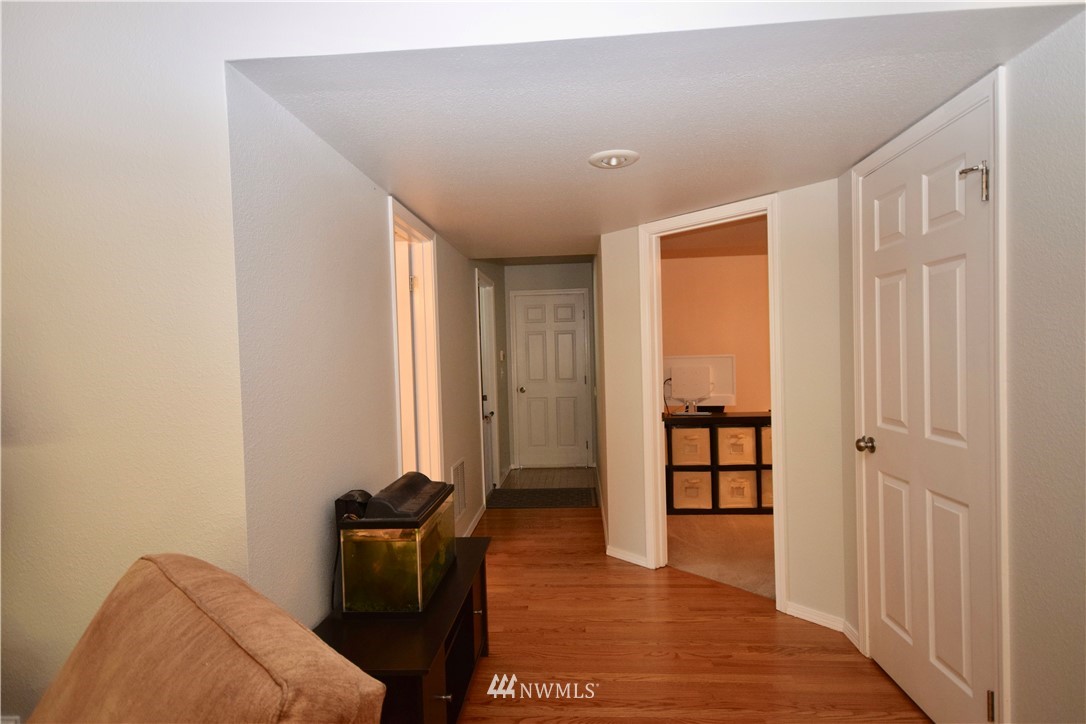 18225 154th Place Southeast Renton, WA 98058 - Photo 18 of 40 Gallery Image 18