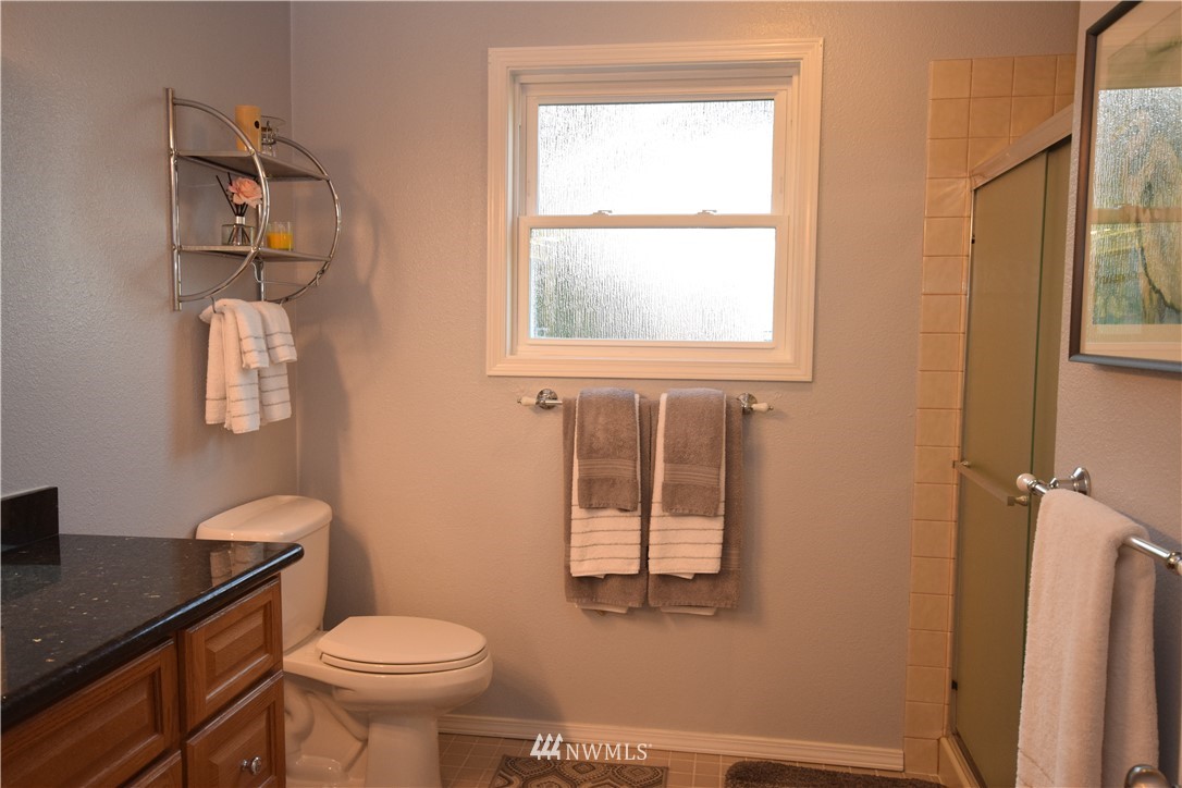 18225 154th Place Southeast Renton, WA 98058 - Photo 21 of 40 Gallery Image 21
