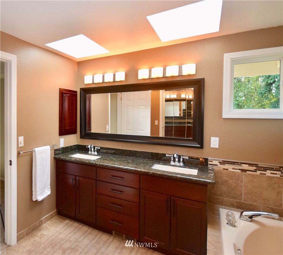 18225 154th Place Southeast Renton, WA 98058 - Photo 34 of 40 Gallery Image 34