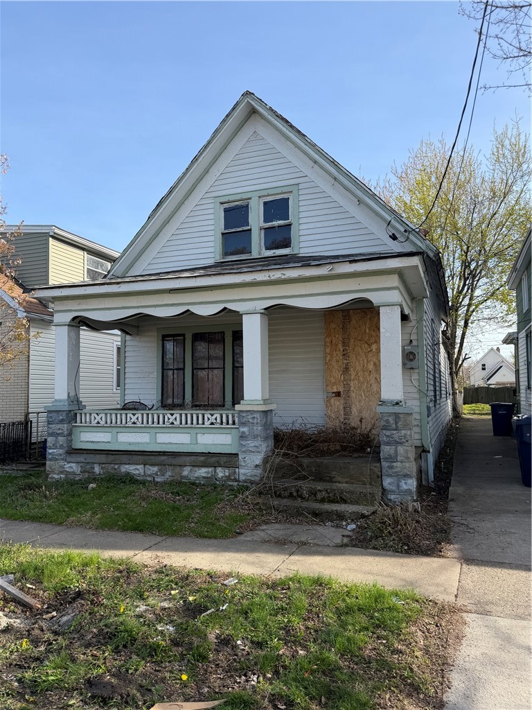 703 Perry Street Buffalo, NY 14210 - Photo 2 of 2