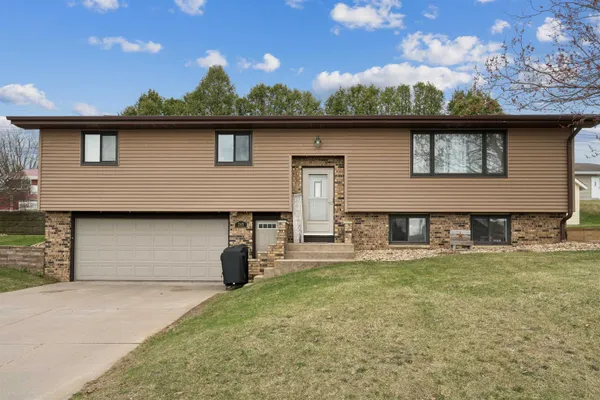 $269,900 | 243 Maureen Avenue, Dickeyville, WI 53808