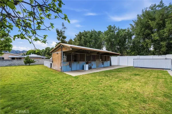 $1,595,000 | 10655 Owensmouth Avenue, Chatsworth, CA 91311