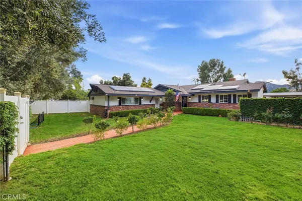 $1,595,000 | 10655 Owensmouth Avenue, Chatsworth, CA 91311