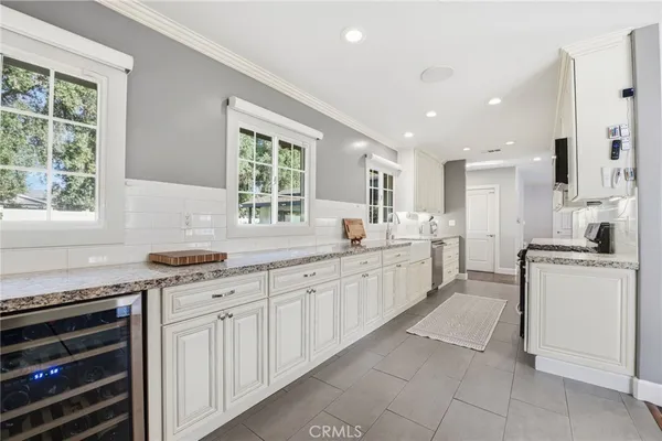 $1,595,000 | 10655 Owensmouth Avenue, Chatsworth, CA 91311