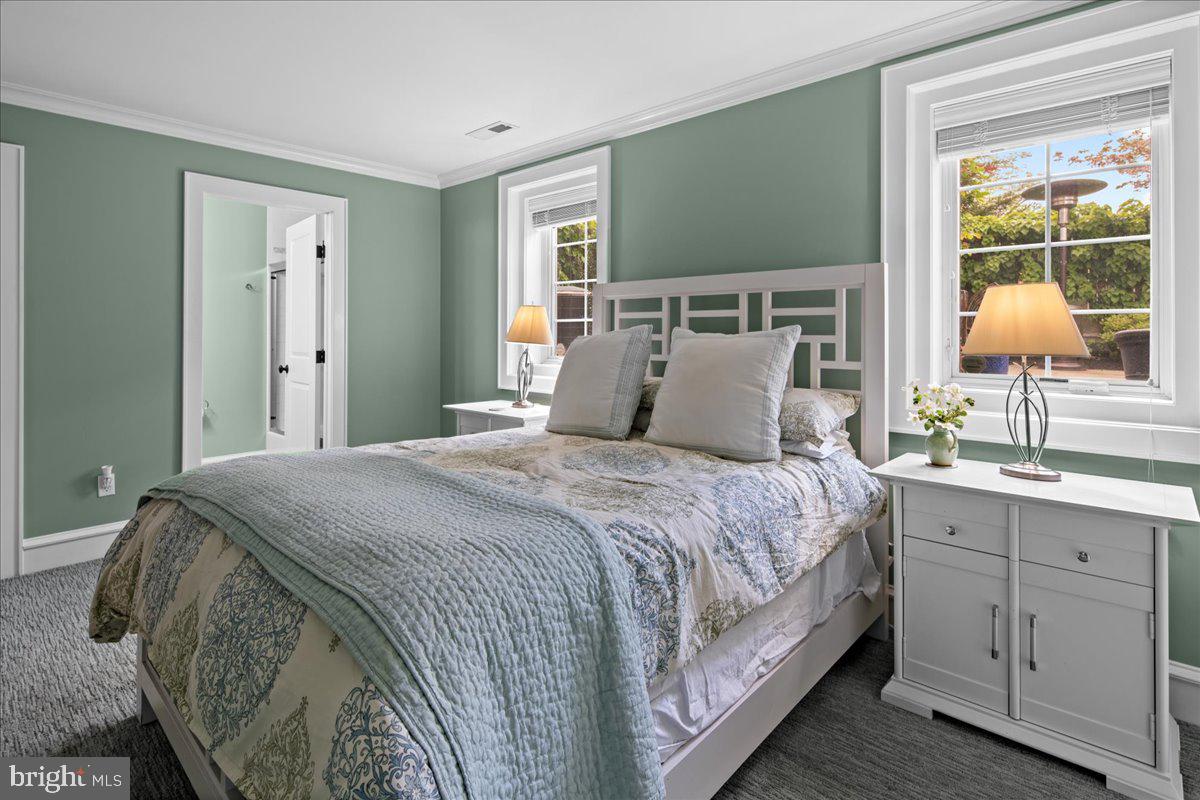 18 Jefferson Road Princeton, NJ 08540 - Photo 32 of 36 Third bedroom on main floor