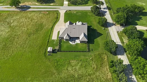 $1,400,000 | 800 Stonewood Boulevard, Bartonville, TX 76226