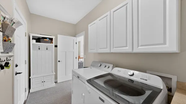 $589,900 | 1442 30th Street Northwest, Austin, MN 55912