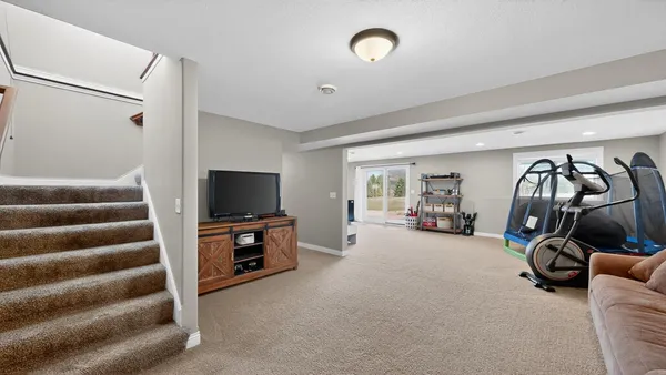 $589,900 | 1442 30th Street Northwest, Austin, MN 55912