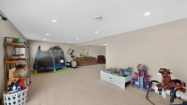 $589,900 | 1442 30th Street Northwest, Austin, MN 55912