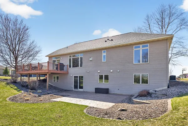 $589,900 | 1442 30th Street Northwest, Austin, MN 55912