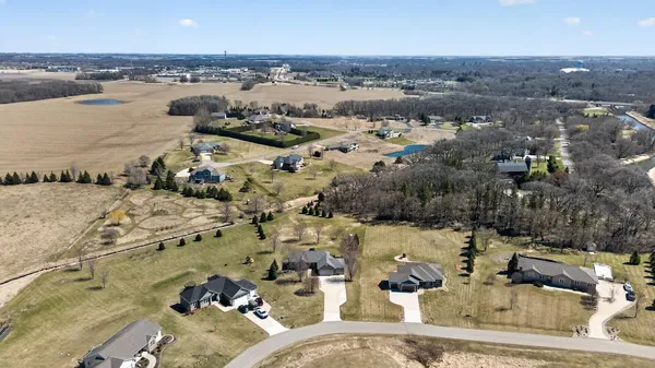 $589,900 | 1442 30th Street Northwest, Austin, MN 55912