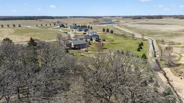$589,900 | 1442 30th Street Northwest, Austin, MN 55912