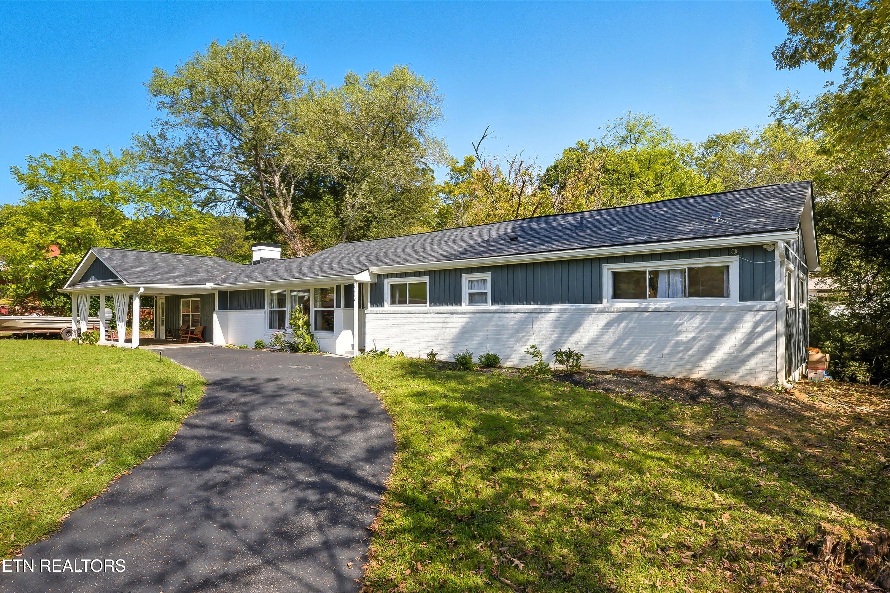 4712 Plymouth Road Knoxville, TN 37914 - Photo 3 of 24 03-4712 Plymouth Dr-3