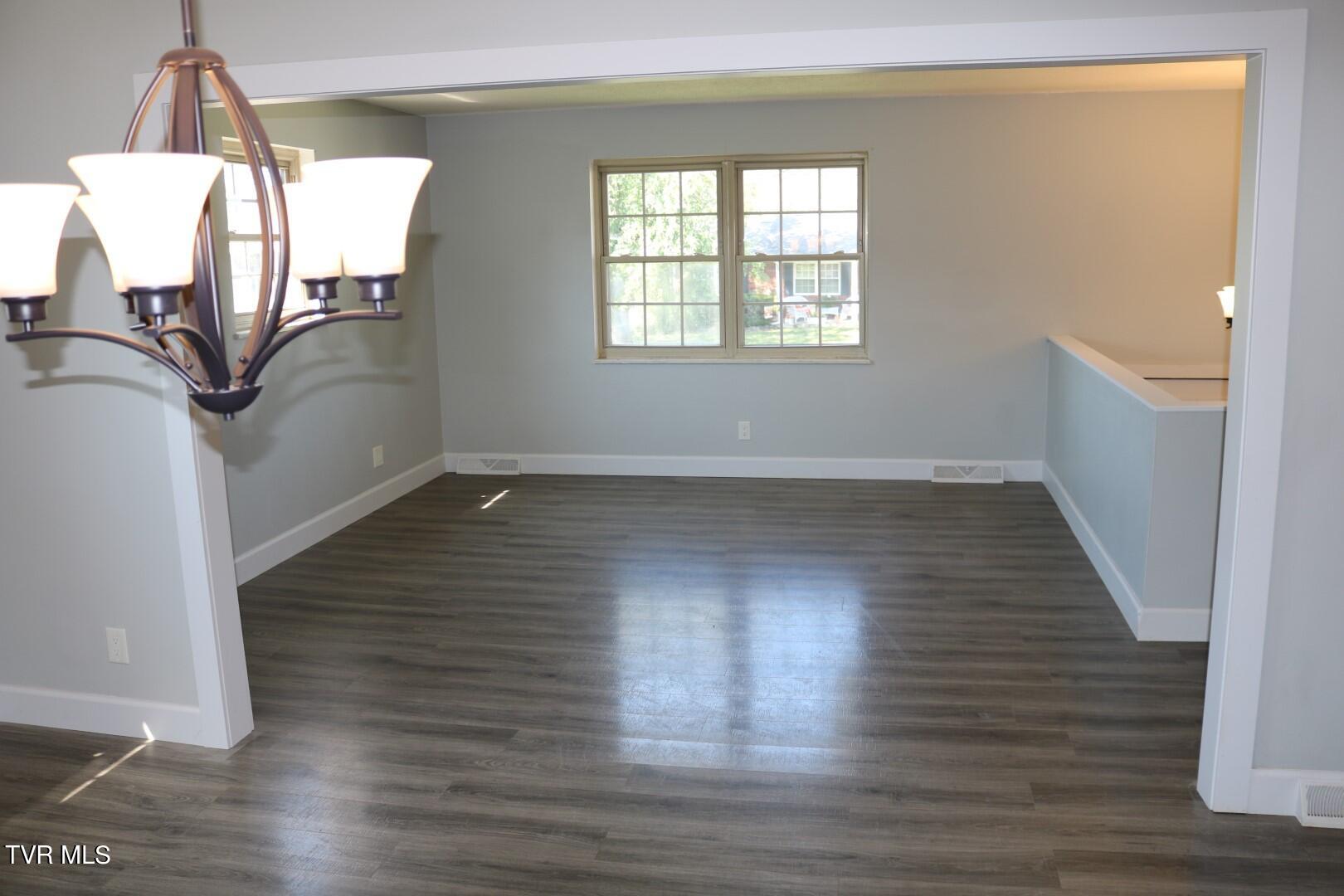 1796 Jaybird Road Morristown, TN 37814 - Photo 3 of 38 IMG_6695