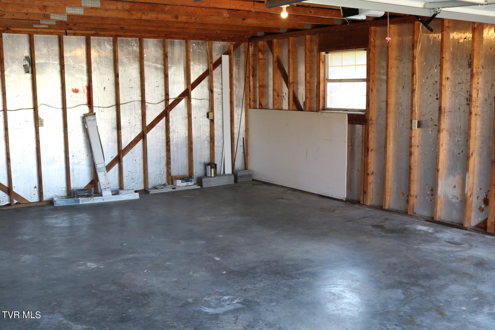 1796 Jaybird Road Morristown, TN 37814 - Photo 34 of 38 IMG_6848