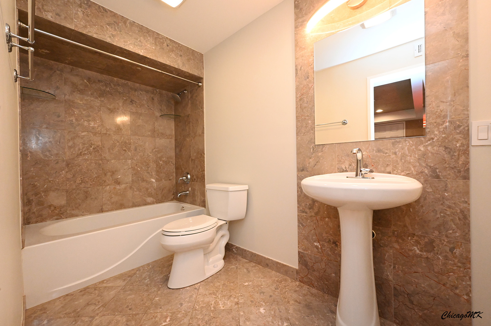8543 West Rascher Avenue, Unit 3N Chicago, IL 60656 - Photo 18 of 30 Gallery Image 18