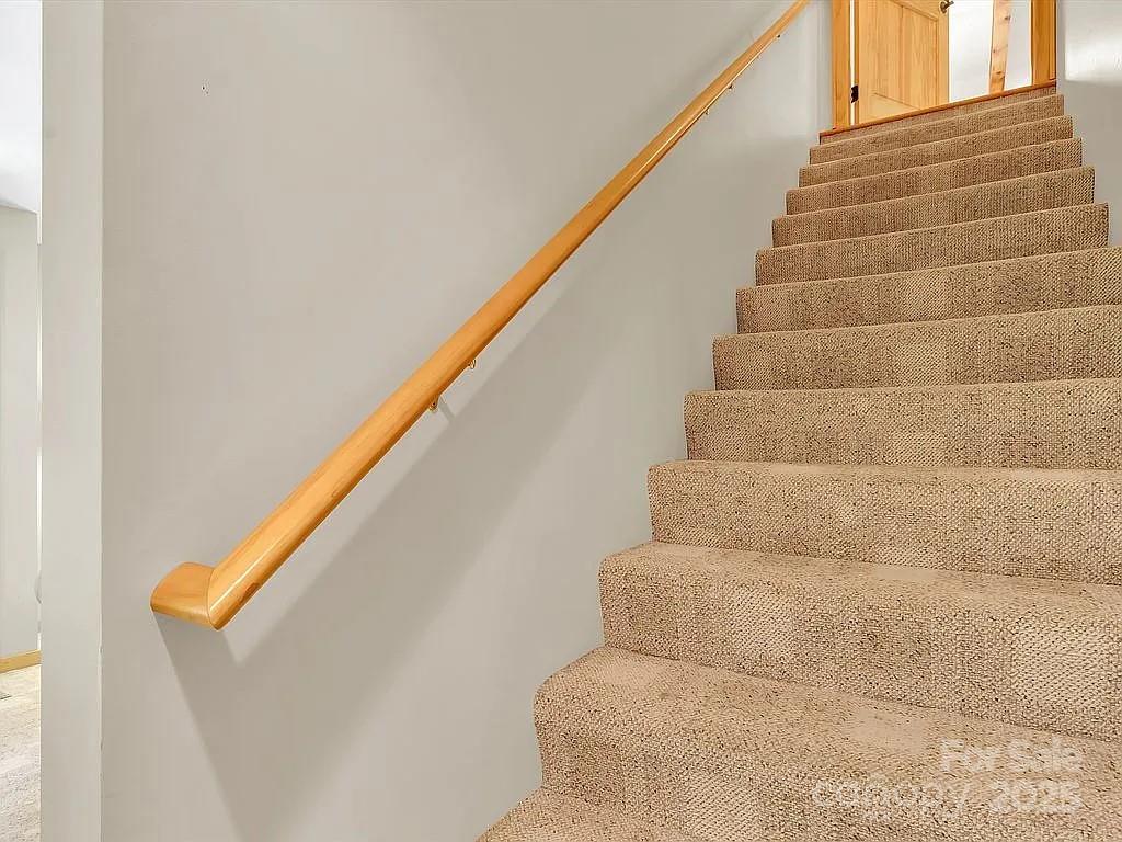 113 Mountain Cove Road Waynesville, NC 28786 - Photo 44 of 48 a view of entryway